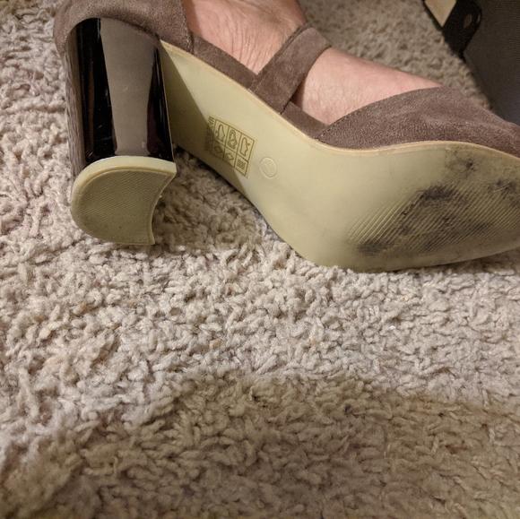 Tan strap sandals - Picture 3 of 5